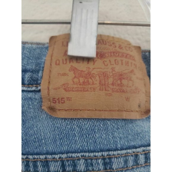 Vintage Levi 501 Denim Jeans 90’s Medium Wash - Picture 3 of 5